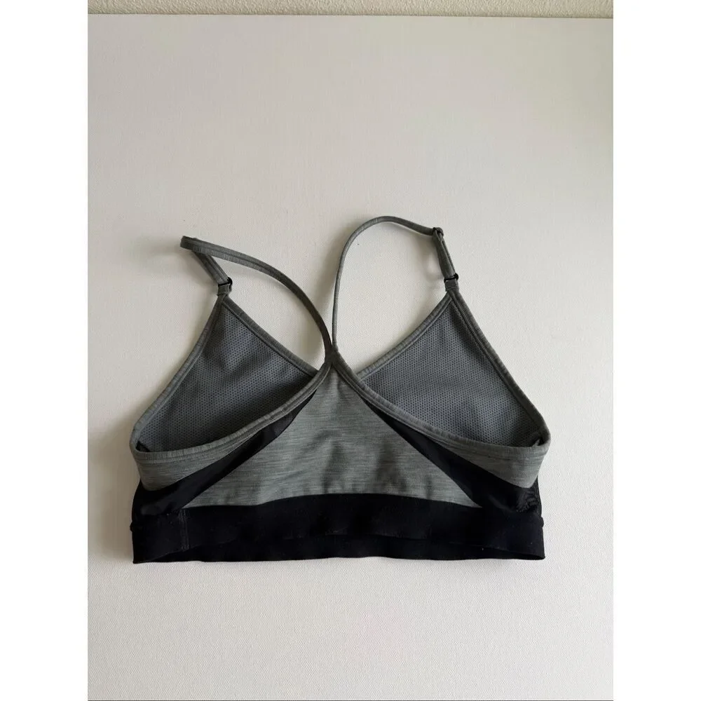 Nike Women's Indy V-Neck Dri-FIT Light Support Sports Bra CZ4456-084 Medium